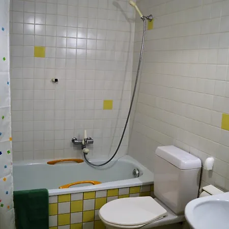 Lake Front Spacious Flat In