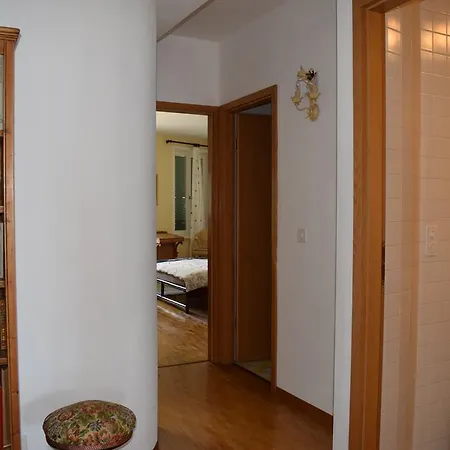 Apartmán Lake Front Spacious Flat In
